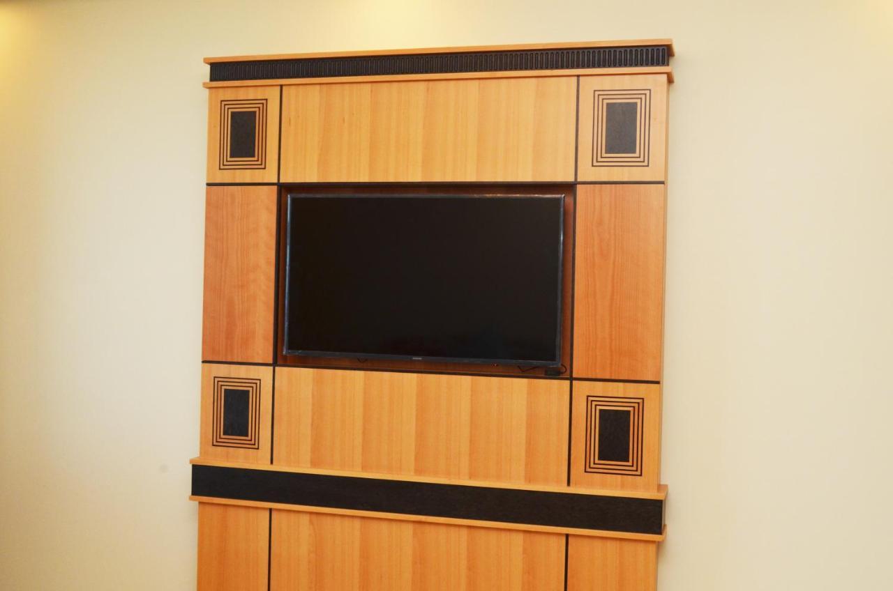 Nooh Tower Apartment Al Hidd Exterior photo